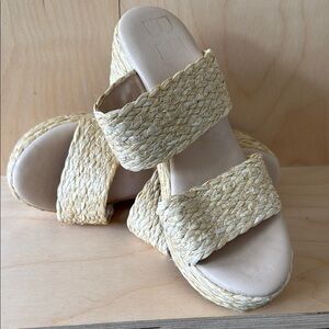 Beach by Matisse - Woven Platform Sandals - 9.5